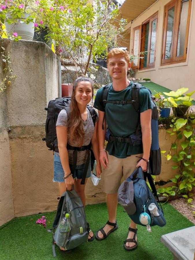 Lady Gordons Homestay Канди Экстерьер фото