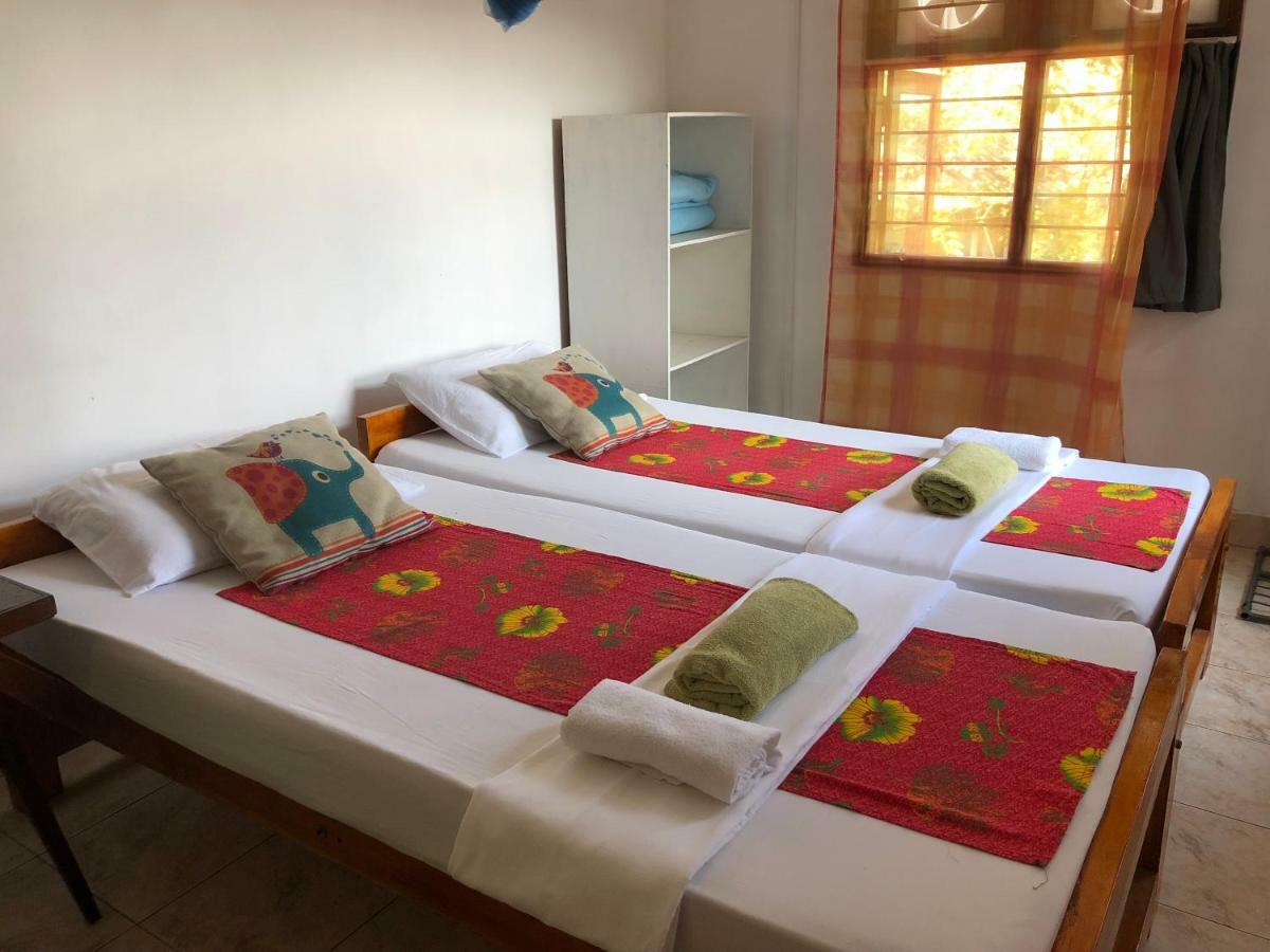 Lady Gordons Homestay Канди Экстерьер фото
